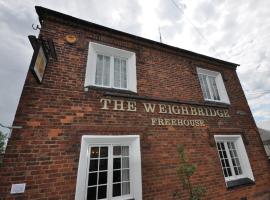 Above The Pub, hotel with parking in Alvechurch