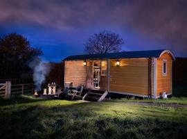 Teasel Shepherd's Hut, hotell i Berwick-Upon-Tweed
