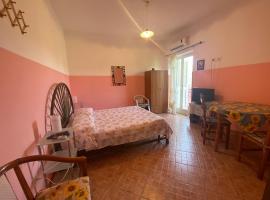 Michelangelo's House, serviced apartment in Gioiosa Marea