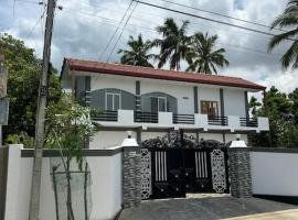 Augustin Guest House, villa à Point Pedro