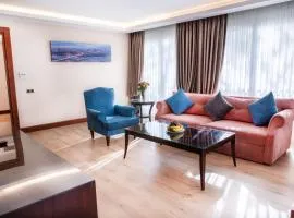 Grand Aras Hotel & Suites