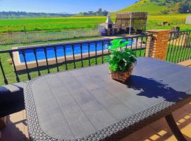VILLA BILBILIS con piscina privada, barbacoa y parking, hotel in Linares