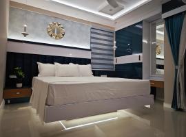 Evara - Fully Air-Conditioned Luxury Apartment，特里凡得琅的飯店