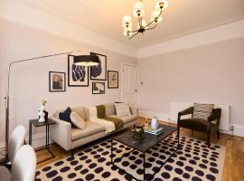 The Cranley Gardens Escape - Spacious 2BDR Flat, hotell i Palmers Green