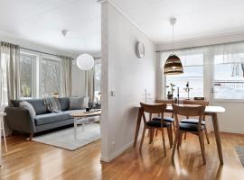 Guestly Homes - 1BR Cozy Apartment, feriebolig i Boden