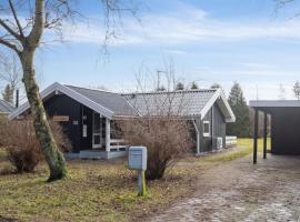 Holiday Home Ajvi - 900m from the sea in Sealand by Interhome, vacation home in Dronningmølle