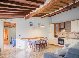 Apartment Casina stella al mare by Interhome, hotel in Querceta