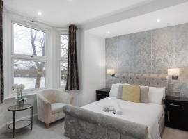 Modern city centre studio apartment 202, hotel in Oxford