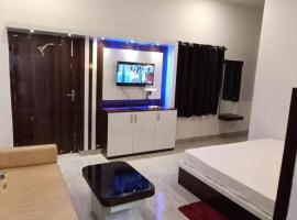 SHIVKAMNA GUEST HOUSE & HOTEL, hotel di Sidhauli