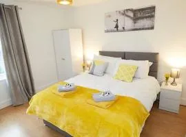 Great 2 Bedroom Apartment 6 Shirley Area SO15 Sleeps 6