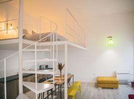 Viesnīca Sun&Moon Ohridlake Apartments pilsētā Pogradeca