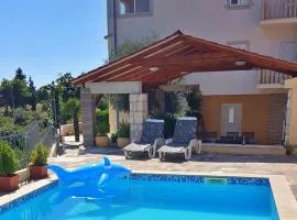 Holiday Home Meri by Interhome