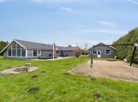 Holiday Home Fidelia - 400m from the sea in NE Jutland by Interhome, villa in Storvorde