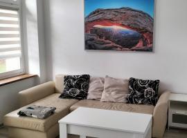 Kawalerka blisko G&Oacute;R, hotel con parcheggio a Głuchołazy