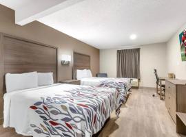 Red Roof Inn & Suites Newport News, мотел в Нюпорт Нюз