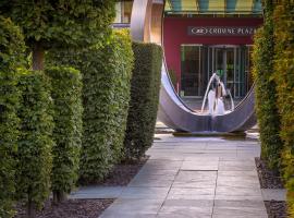 Crowne Plaza Marlow, an IHG Hotel: Marlow şehrinde bir otel