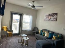 An Unique Luxury Private Apt 10 mins from Downtown, appartamento a Greenville