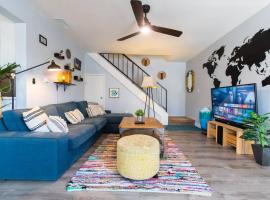 Cali Condo+BBQ+MemoryFoamBeds+12min to Beach, condo in San Juan Capistrano