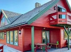 Awesome Home In Stavang With Kitchen