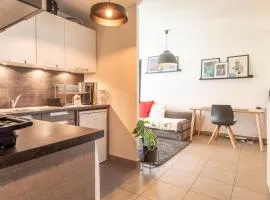 VIRAYA - Comfortable flat a stone's throw from the lake