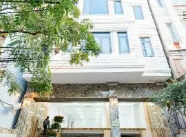 My Serenity Service Apartment - West Lake