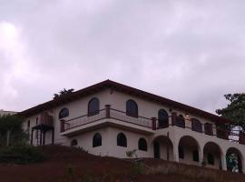 casa-patriana, hótel í San Ramón