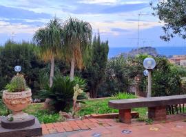 Unica, hotel v destinaci Aci Castello