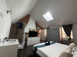 L'Agréable - Suite - Circuit - Rêve au Mans, hotel en Écommoy