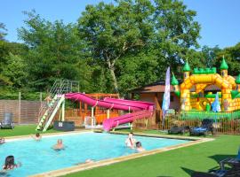 Flower Camping Les Mijeannes, camping din Rieux-de-Pelleport