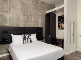 The Haas, Trademark Collection by Wyndham, hotel di Los Angeles