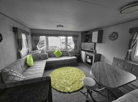 Lovely 3 Bed Caravan near to beach 5 star Reviews, hotel a Cleethorpes