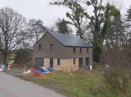 Family home à l'orée des bois