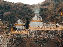 North Suit Dağ Evi, cottage a Artvin