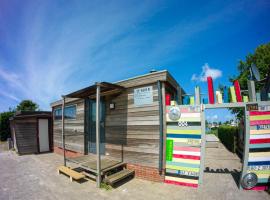 Chalet Valentina directly on the Lauwersmeer, beach rental in Anjum