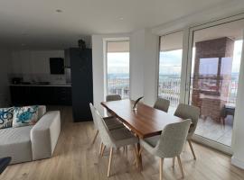 Private ensuite room near London – hotel w mieście Dagenham