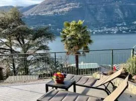 La Casa della Bruna, wonderful lake view & parking