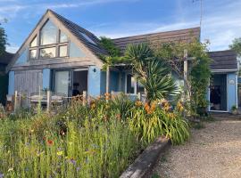 Primrose Cottage, holiday home in Emsworth