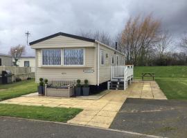 48 Oak Village Grange Leisure Park, glamping site in Mablethorpe