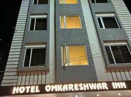 Hotel Omkareshwar Inn, сімейний готель у місті Деоґгар