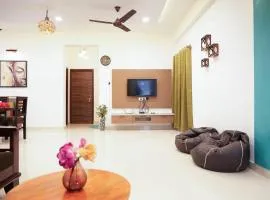 Classe Moyenne -2BHK, Near US Embassy, Gachibowli