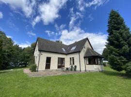 Holiday Home Lower Curr by Interhome, hotel in Skye of Curr