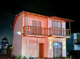 CASA MAIKAI- PLAYA EL PARAISO, hótel í Huacho