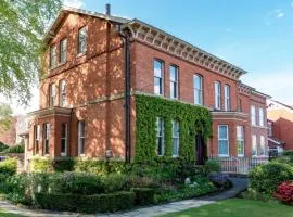OYO Cornerstone Manor Hotel