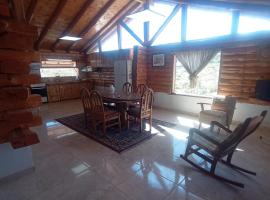 Complejo La Soplada Hostel&Cabañas, cottage in Aluminé