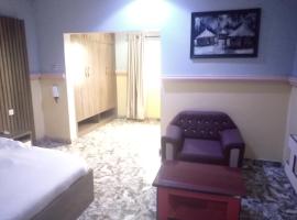 De Jacob's Hotel & Suites, отель с парковкой в городе Umuinya