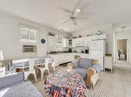 Cozy Wells Cottage with Pool Access 1 Mi to Beach!