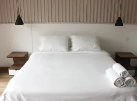 Charming Apartment Central