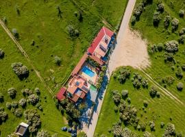 Villa Paradis Pêra - Casa completa para férias, hotel em Pêra