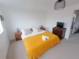 Ideal Escape Complimentary Parking & Cosy