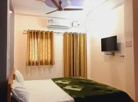 Shiv Niketan Guest House 200mtr from Shri Ram mandir